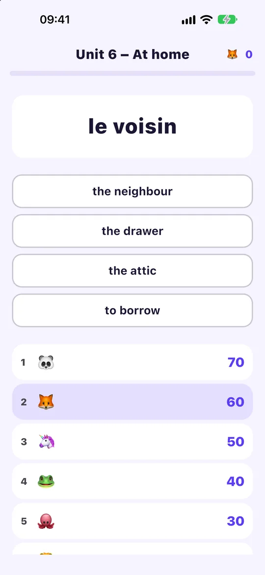 A battle in Yo Bro: a French word with four answers to choose from, above a scoreboard where every player is an animal emoji.